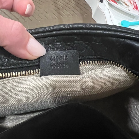 Gucci Guccissima Embossed logo crossbody Bag - Picture 5 of 12